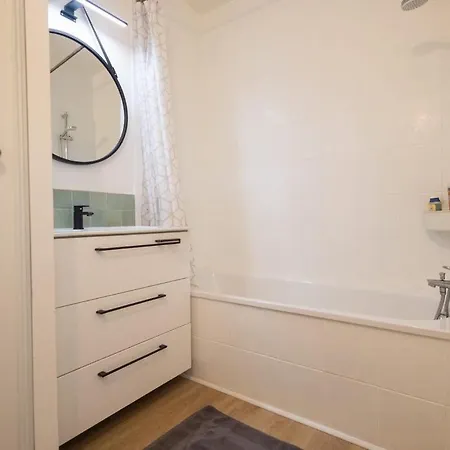 Cosy Avec Balcon & Parking A 2 Pas De Bordeaux Begles